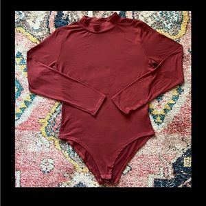 Medium maroon Gaze long sleeve bodysuit